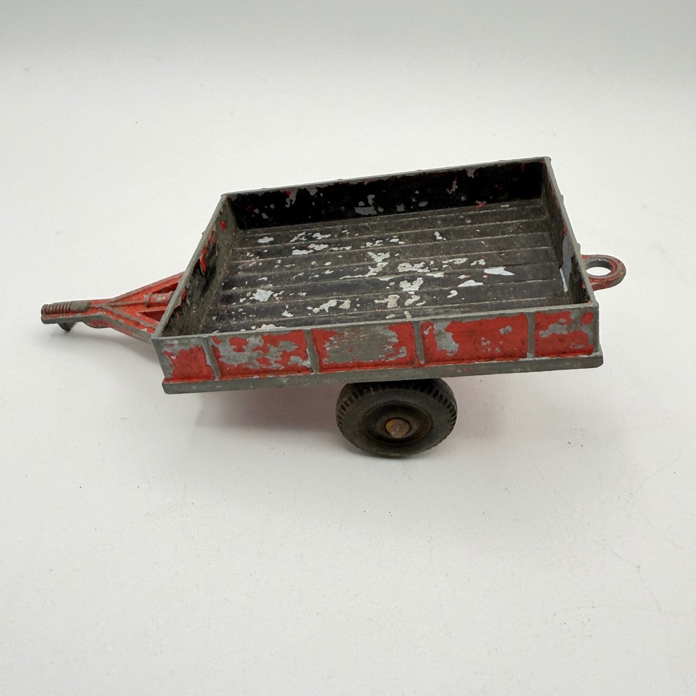 Hubley Kiddie Toy No 5 Vintage Red Diecast Farm Trailer USA 5.25 Inch